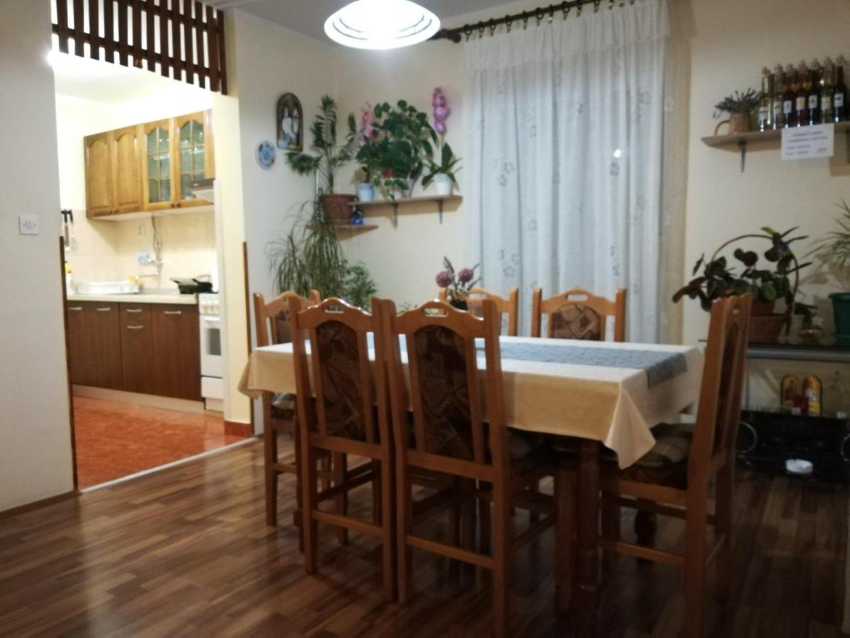 Apartman Rosa Apartment สกราดิน ภายนอก รูปภาพ