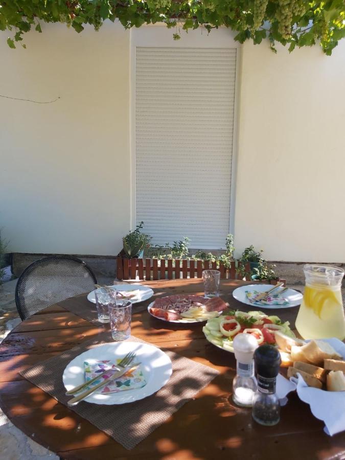 Apartman Rosa Apartment สกราดิน ภายนอก รูปภาพ